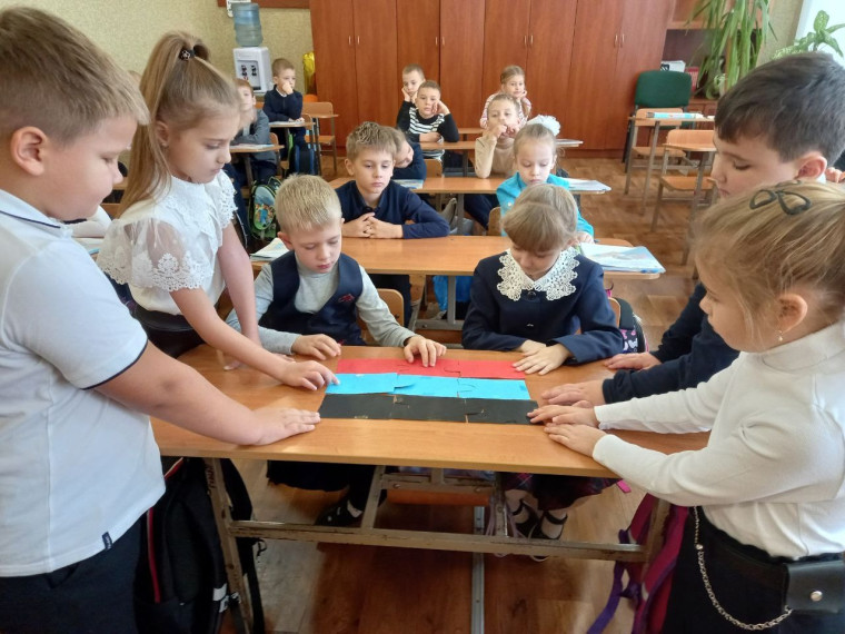 ДЕНЬ ФЛАГА ДОНЕЦКОЙ НАРОДНОЙ РЕСПУБЛИКИ.